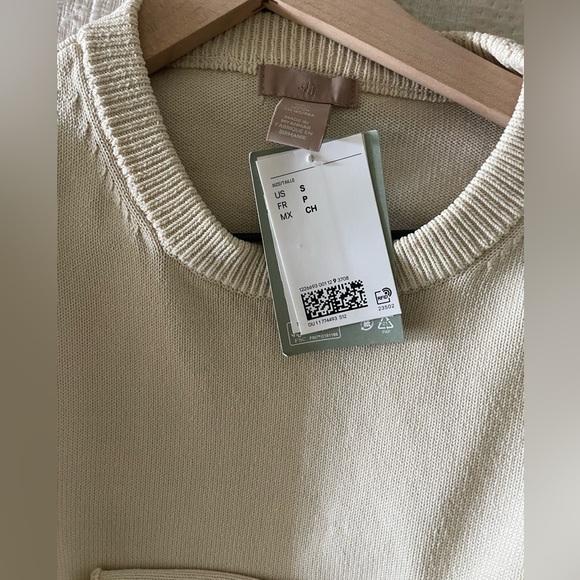 H&M ROLL-EDGE SWEATER NWT - Picture 6 of 7